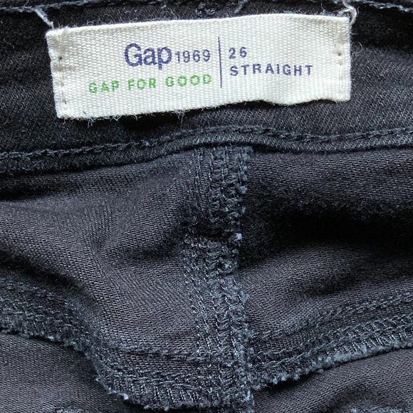 GAP Classic Straight Leg Jean - Picture 5 of 5